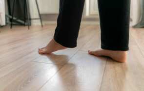 Panele czy deska – co wybrać