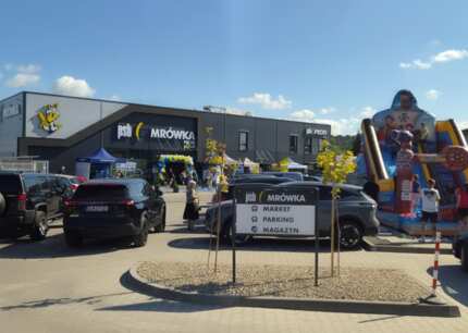 Uroczyste otwarcie sklepu Mrówka w Lwówku Śląskim