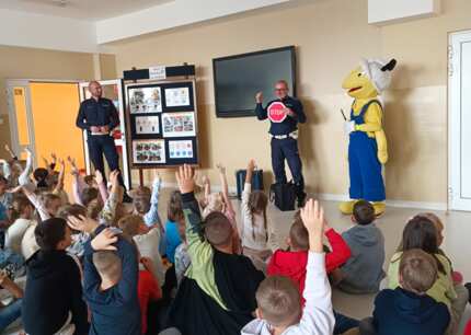 PSB Mrówka w Busku-Zdroju przeprowadziła akcję "Bezpieczna droga do szkoły"