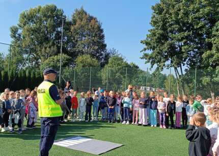 Bezpieczna droga do szkoły z PSB Mrówką i Policją w Biłgoraju